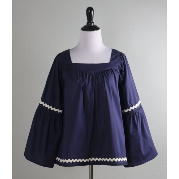 Vineyard Vines Ric Rac Bell Sleeve Blouse Navy Blue Size S Crop Cotton-Blend - Picture 2 of 7